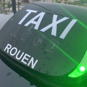E- Taxi Rouen, un chauffeur de taxi à Caen