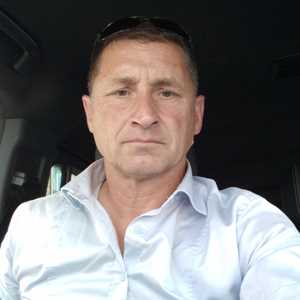 Dominique, un chauffeur de véhicule privé à Lorient